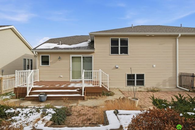 7401 S 28 Street, Lincoln, NE 68516