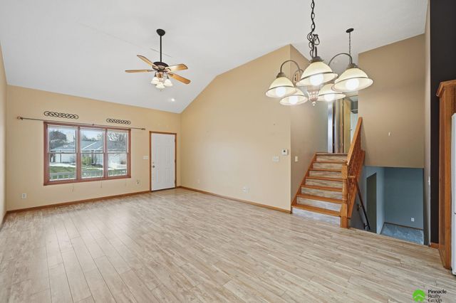 7401 S 28 Street, Lincoln, NE 68516