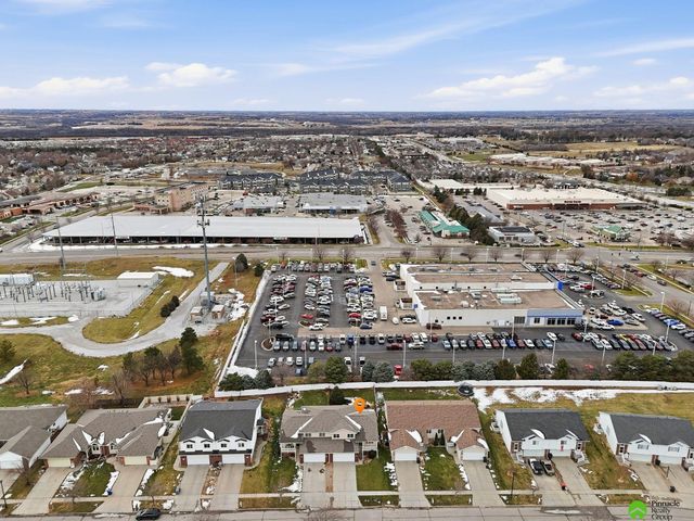 7401 S 28 Street, Lincoln, NE 68516