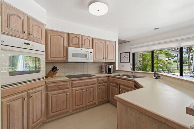 6980 SE Winged Foot Drive, Stuart, FL 34997