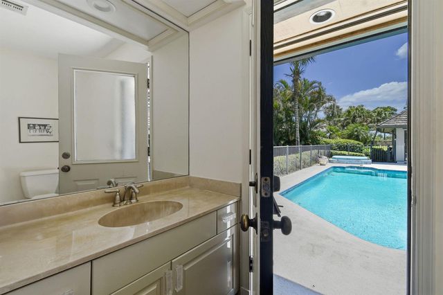 6980 SE Winged Foot Drive, Stuart, FL 34997