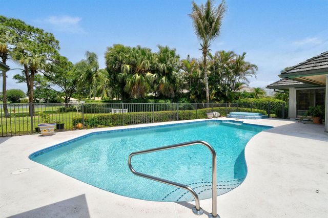 6980 SE Winged Foot Drive, Stuart, FL 34997