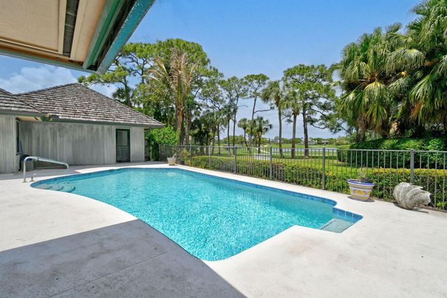 6980 SE Winged Foot Drive, Stuart, FL 34997