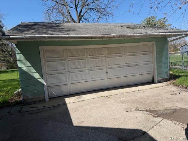 2408 State Street, Saginaw, MI 48602