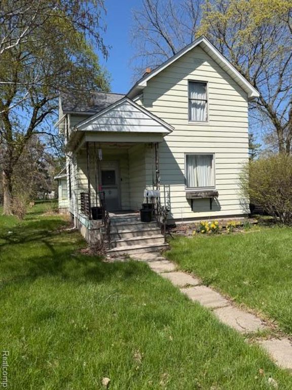 2408 State Street, Saginaw, MI 48602