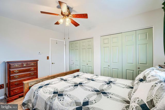 1220 HILLSHIRE RD, Dundalk, MD 21222