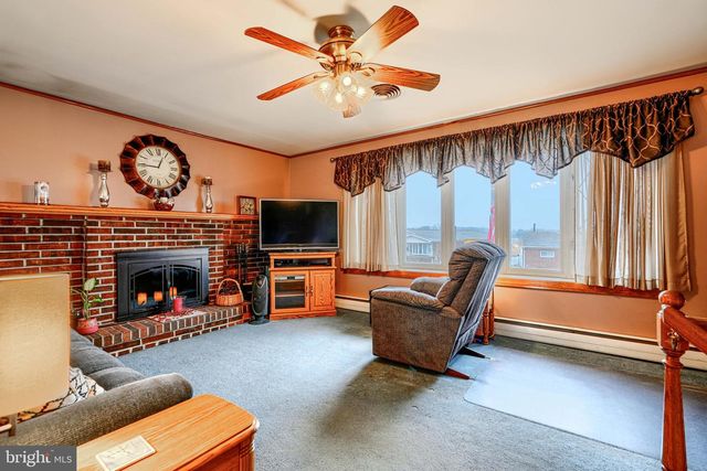 1220 HILLSHIRE RD, Dundalk, MD 21222