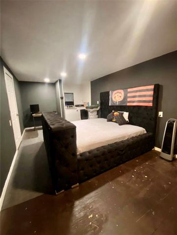 8038 Woodlyn Road, Houston, TX 77028
