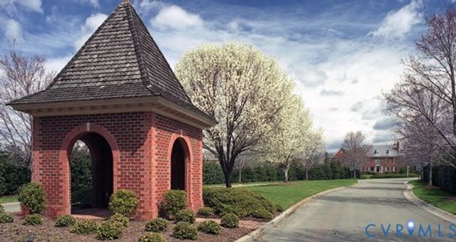 825 Colony Bluff Pl, Henrico, VA 23238