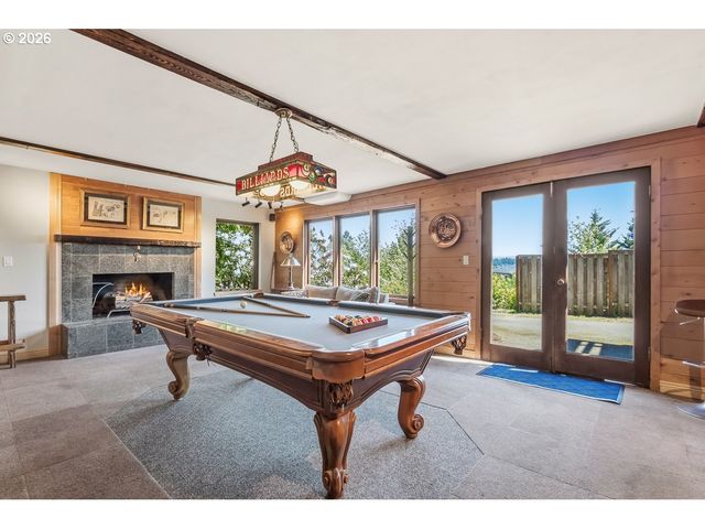 17000 Sw NAFUS Ln, Beaverton, OR 97007