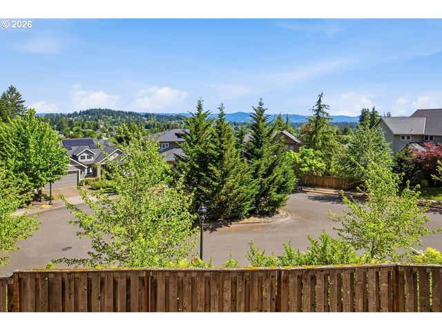17000 Sw NAFUS Ln, Beaverton, OR 97007