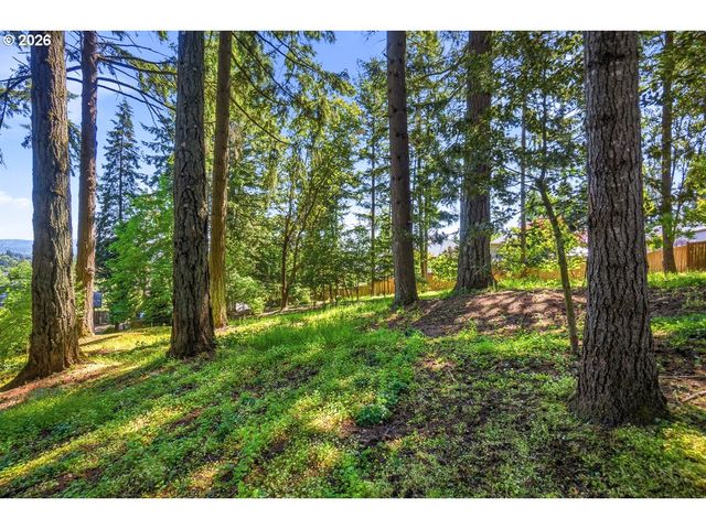 17000 Sw NAFUS Ln, Beaverton, OR 97007