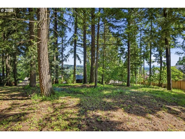 17000 Sw NAFUS Ln, Beaverton, OR 97007