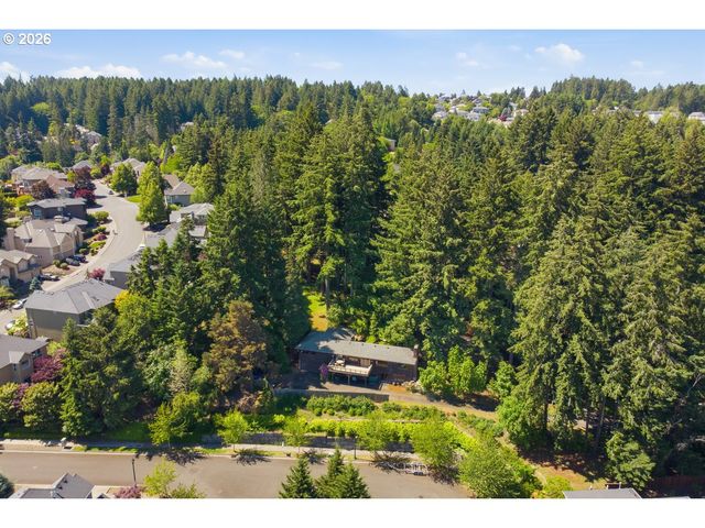 17000 Sw NAFUS Ln, Beaverton, OR 97007