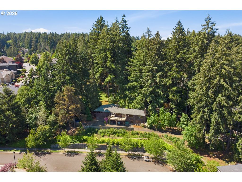 17000 Sw NAFUS Ln, Beaverton, OR 97007