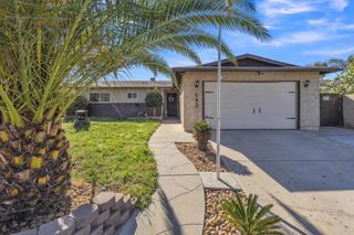 152 S Stephanie Ln, El Cajon, CA 92019
