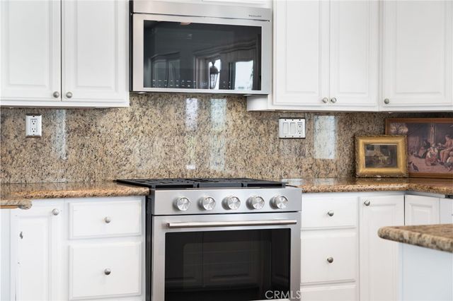 1475 Labrador, Corona, CA 92882