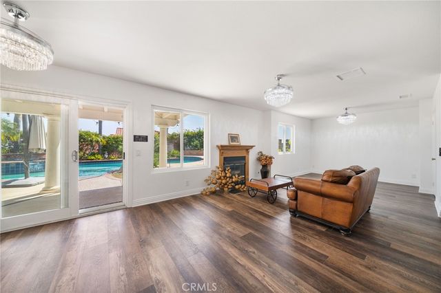 1475 Labrador, Corona, CA 92882