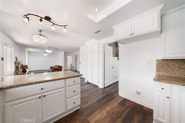 1475 Labrador, Corona, CA 92882