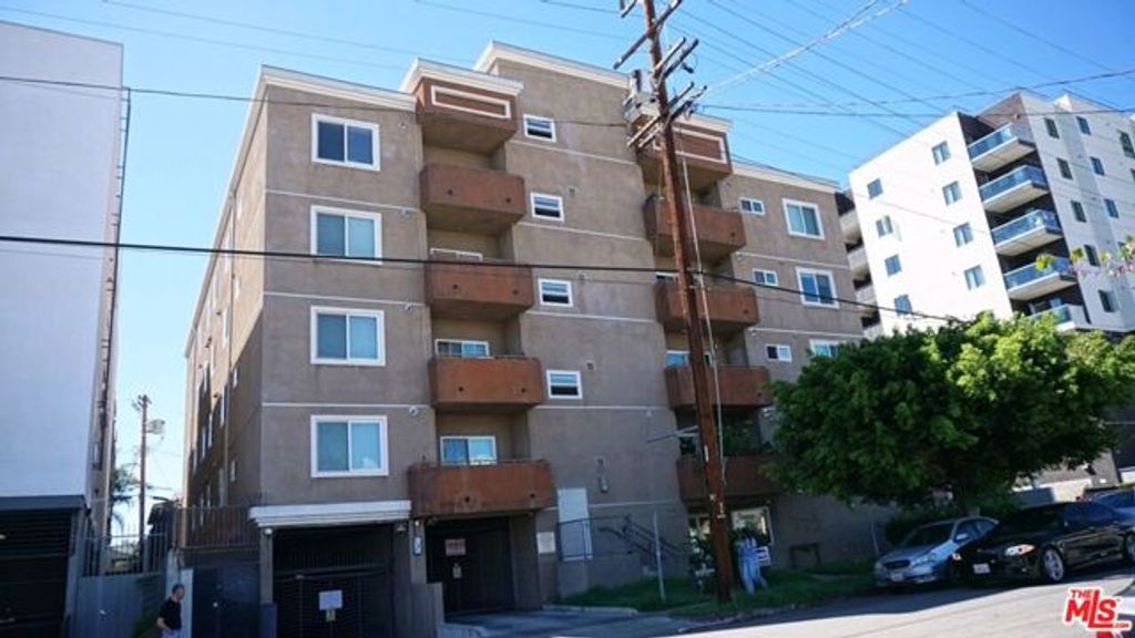 1029 S Hobart Boulevard 202, Los Angeles, CA 90006