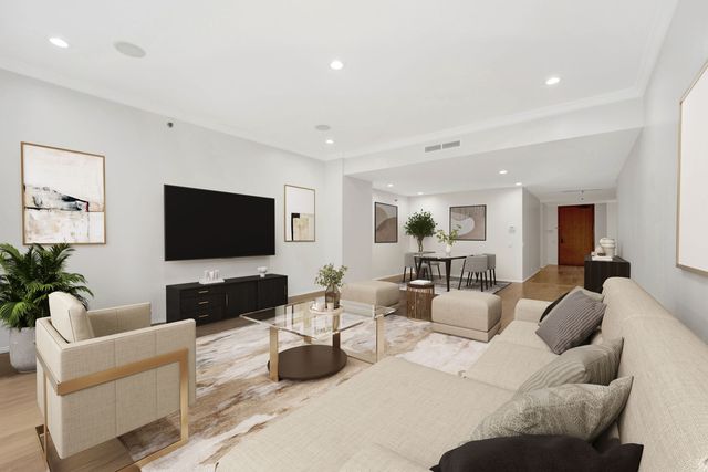 680 N Lake Shore Drive 518, Chicago, IL 60611