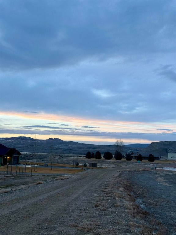 202 Coyote Dr, Greybull, WY 82426 photo 4