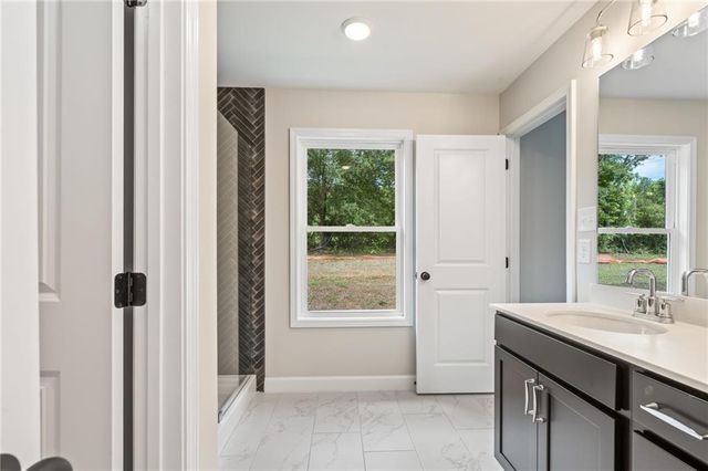 658 Sunstone Lane, Lawrenceville, GA 30043