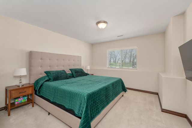 1513 N Shadow Rock Dr, Andover, KS 67002