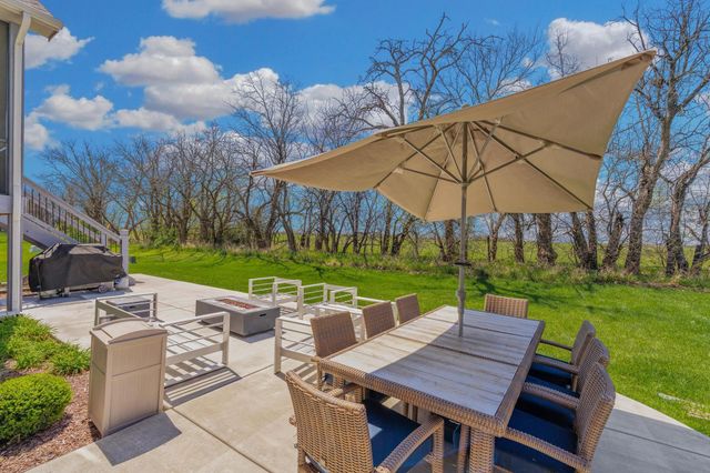 1513 N Shadow Rock Dr, Andover, KS 67002