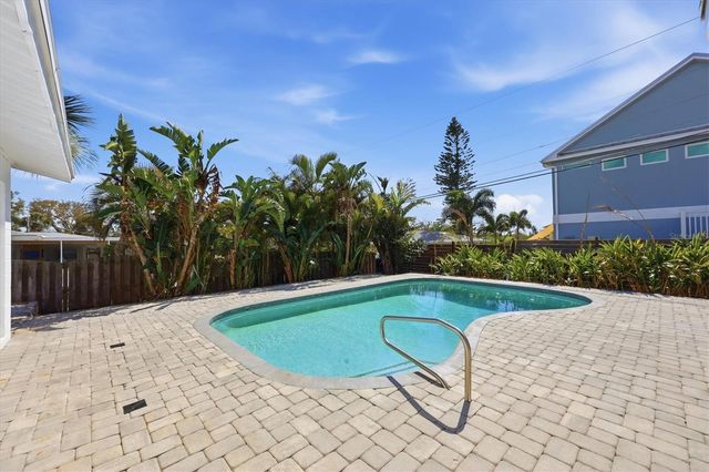 4872 NAUTILUS ROAD, Venice, FL 34293