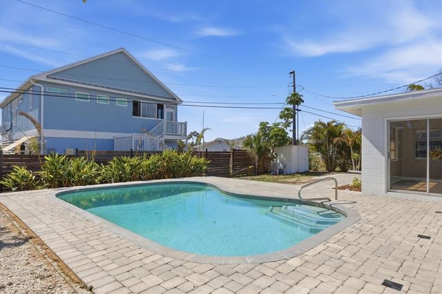 4872 NAUTILUS ROAD, Venice, FL 34293