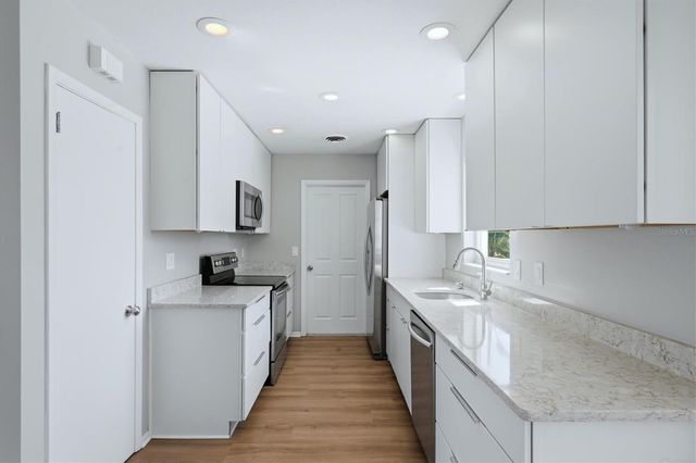 4872 NAUTILUS ROAD, Venice, FL 34293