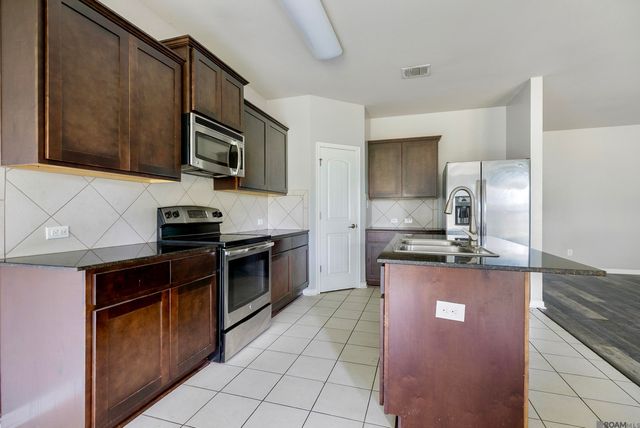 10612 Braves Ave, Denham Springs, LA 70726