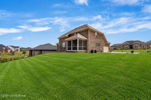 13207 Blackberry Dr, Goshen, KY 40026