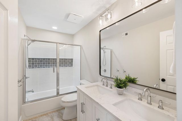 1851 Montclair Drive 1851-B, Mount Pleasant, SC 29464