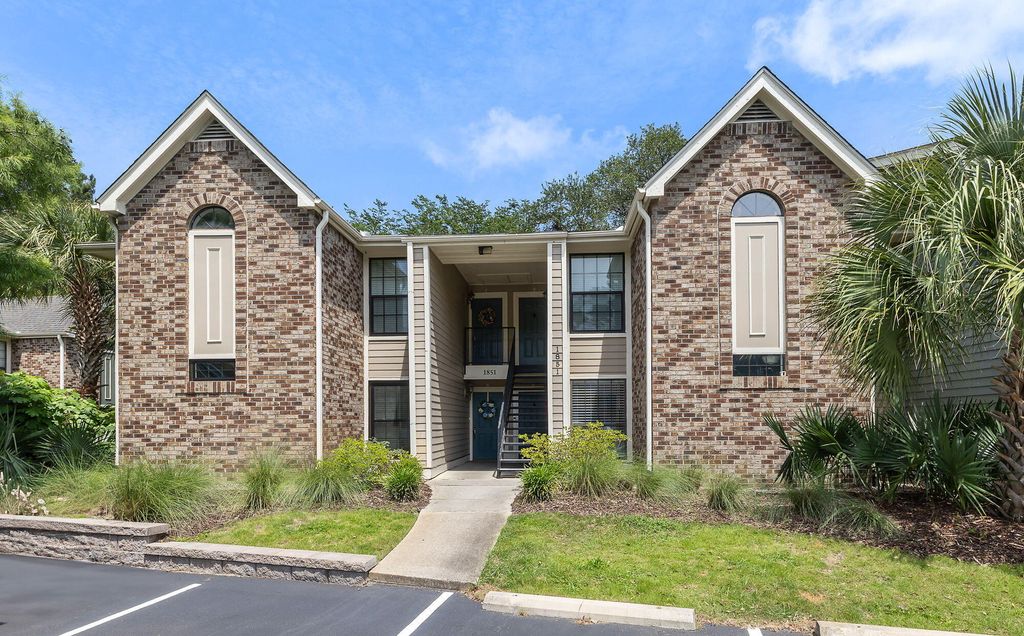 1851 Montclair Drive 1851-B, Mount Pleasant, SC 29464
