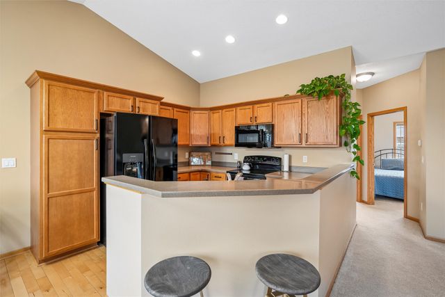 12912 Hammontree Drive, Urbandale, IA 50323