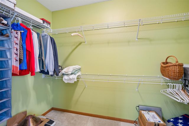 12912 Hammontree Drive, Urbandale, IA 50323