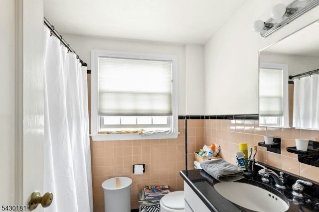 240 Clark St, Westfield Town, NJ 07090
