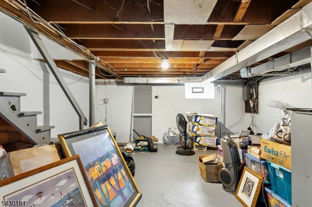 240 Clark St, Westfield Town, NJ 07090
