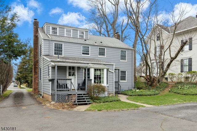 240 Clark St, Westfield Town, NJ 07090