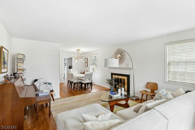 240 Clark St, Westfield Town, NJ 07090