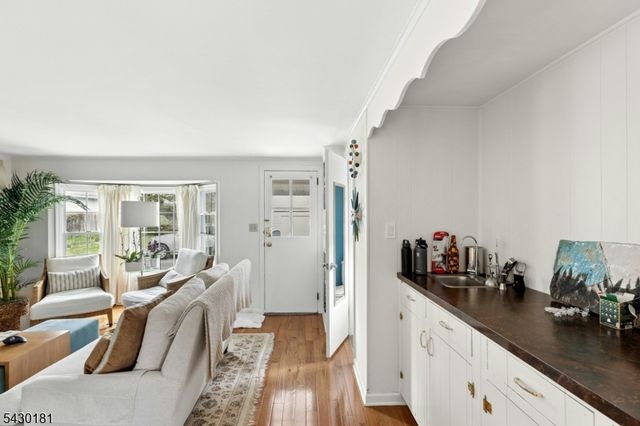 240 Clark St, Westfield Town, NJ 07090