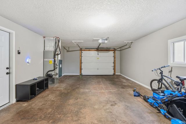 1356 Melbourne Drive, New Haven, IN 46774