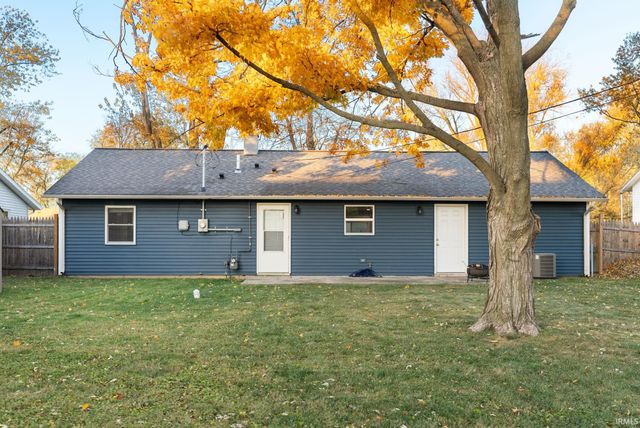 1356 Melbourne Drive, New Haven, IN 46774