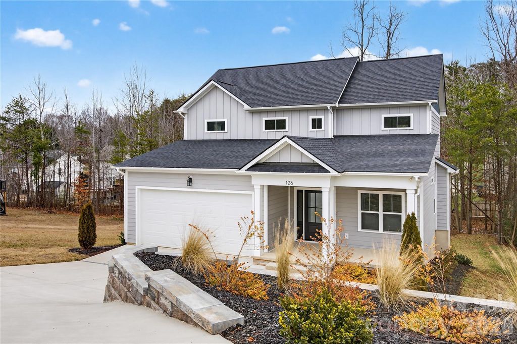 126 Meadow Glen Drive, Troutman, NC 28166