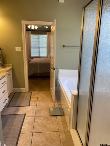 826 Carriage Drive, Tyler, TX 75703