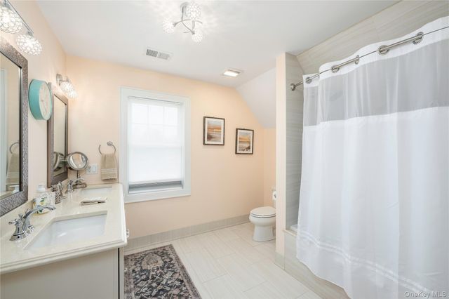 1016 Forest Glen, New Windsor, NY 12553