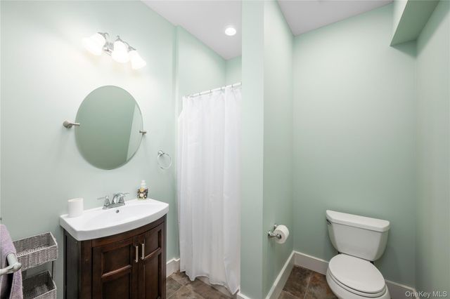 1016 Forest Glen, New Windsor, NY 12553