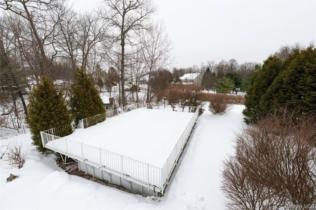 1016 Forest Glen, New Windsor, NY 12553